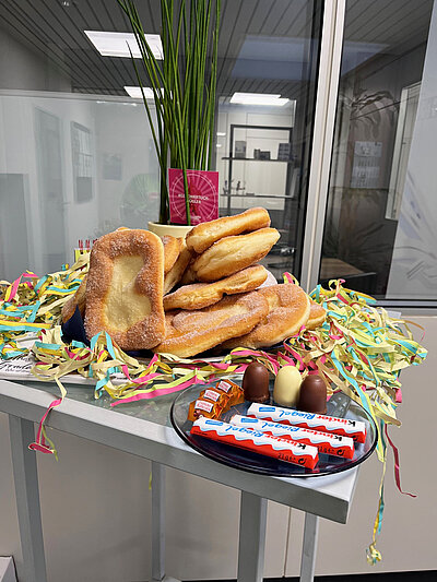 Leckereien zur bunten Zeit Leckereien zur bunten Zeit