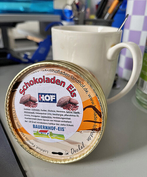 Gratis Eis für alle Mitarbeiter Gratis Eis für alle Mitarbeiter