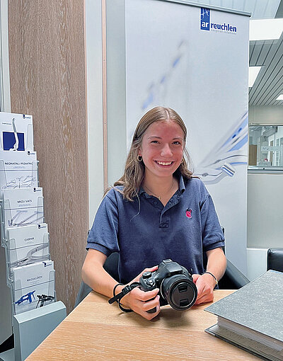 Ferienjob bei August Reuchlen Emma Hausmann Ferienjob bei August Reuchlen Emma Hausmann